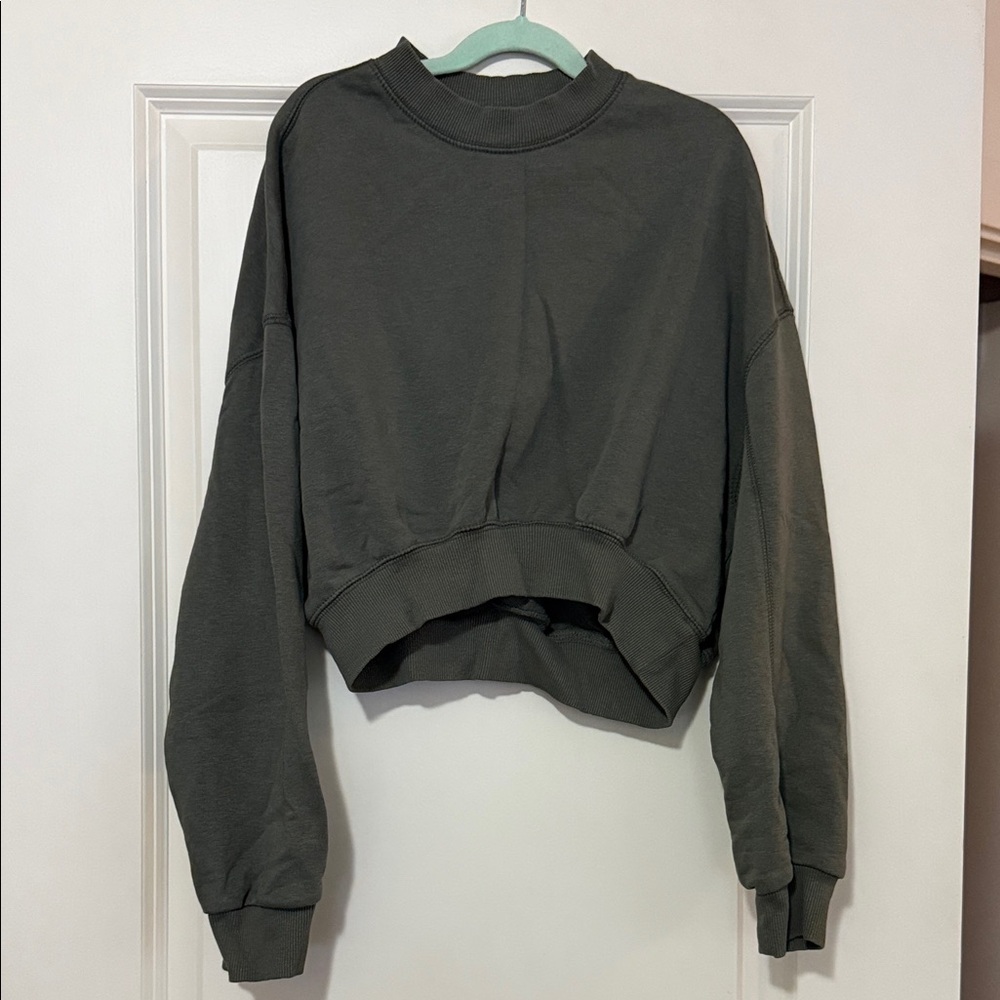 H&M Dark Gray Cropped Hoodie